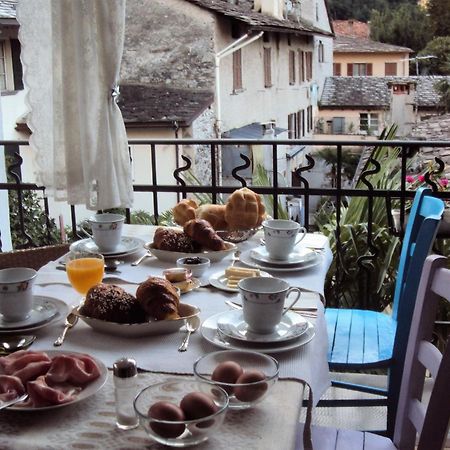 Bed and breakfast Bb Chiavenna Centro Storico Extérieur photo