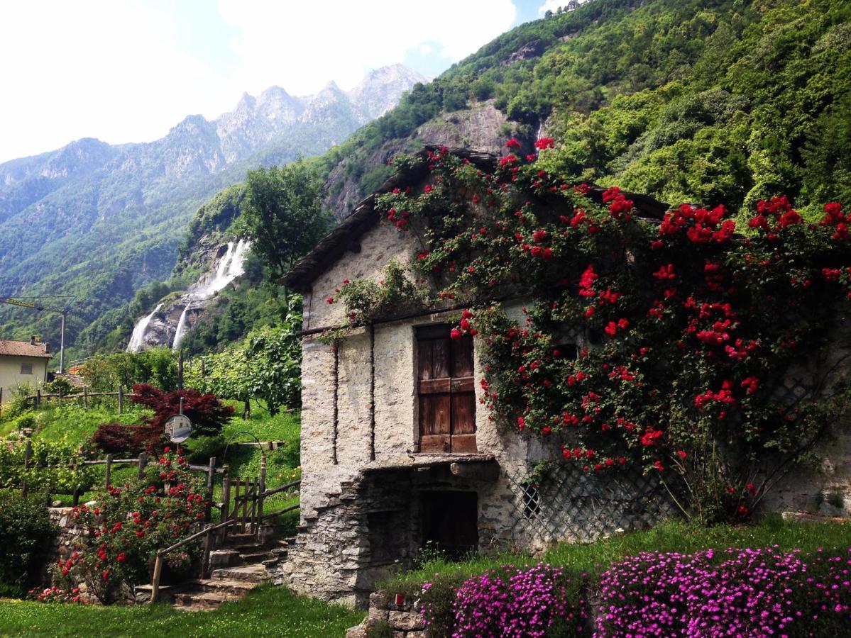 Bed and breakfast Bb Chiavenna Centro Storico Extérieur photo